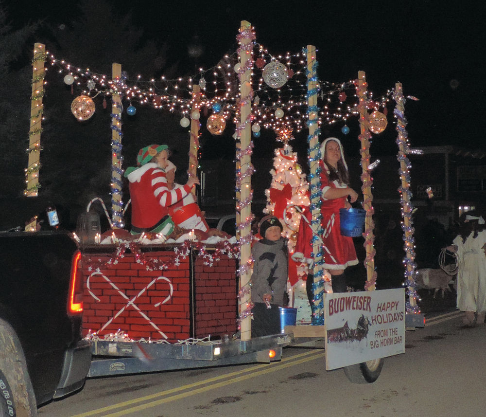 Ten Sleep Parade of Lights - Northern Wyoming News